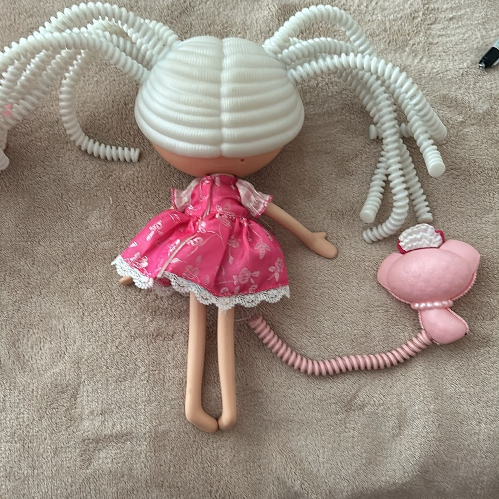 “Suzette La Sweet “ Pink  and White Doll with Pet - Picture 4 of 4